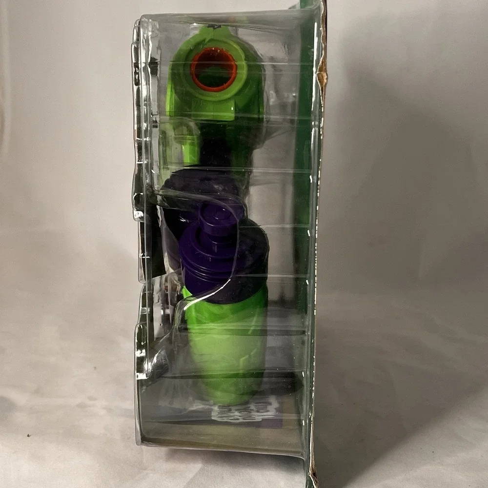 DC Joker Prank‎ Shop BANG Fake Out Blaster Crazy String Water Gun NIP